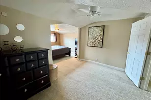 10606 Langton Ave, Garfield Heights, OH 44125 - Photo 12