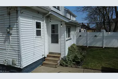 10606 Langton Avenue, Garfield Heights, OH 44125 - Photo 14