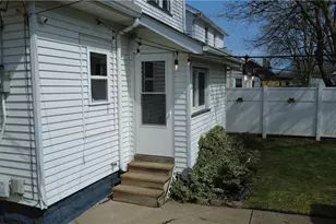 10606 Langton Ave, Garfield Heights, OH 44125 - Photo 14