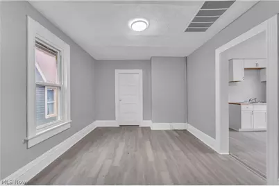 2037 W 98th Street, Loveland, OH 44102 - Photo 18