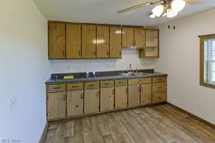 250 Woodlawn Ave, Norwalk, OH 44857 - Photo 12