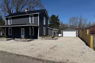 14849 Penford St NW, North Lawrence, OH 44666 - Photo 2