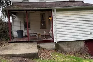 626 High St, Wellsburg, WV 26070 - Photo 4