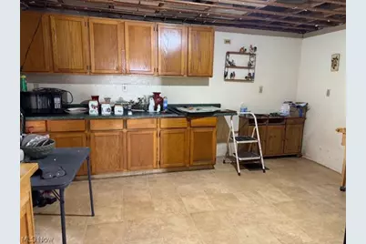 626 High Street, Wellsburg, WV 26070 - Photo 18