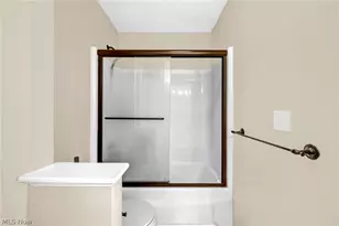 3382 Burgundy Cir, Avon, OH 44011 - Photo 38