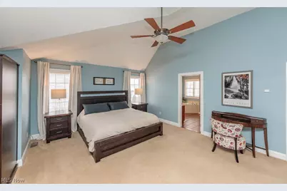 20208 E Donegal Lane, Strongsville, OH 44149 - Photo 12