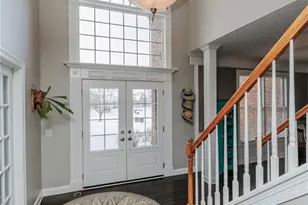 20208 E Donegal Ln, Strongsville, OH 44149 - Photo 2