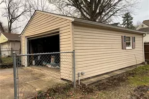 715 E Catawba Ave, Akron, OH 44306 - Photo 8