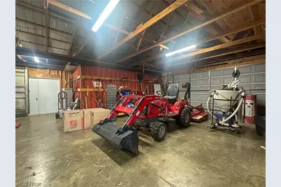 100 Cottage Grove Drive, Youngstown, OH 44505 - Photo 14