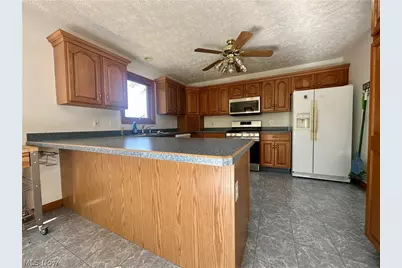 100 Cottage Grove Drive, Youngstown, OH 44505 - Photo 38