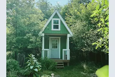 100 Cottage Grove Drive, Youngstown, OH 44505 - Photo 8