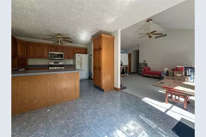 100 Cottage Grove Drive, Youngstown, OH 44505 - Photo 36