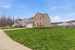 7004 Fallow Way, Lorain, OH 44053 - Photo 4