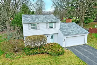 1756 Penny Lane, Youngstown, OH 44515 - Photo 2