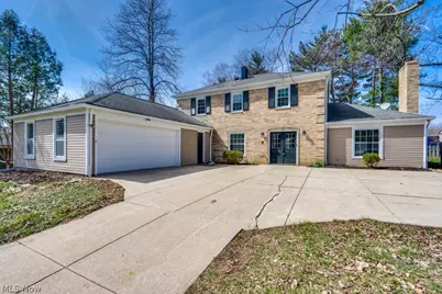 292 Parkview Drive, Aurora, OH 44202 - Photo 2