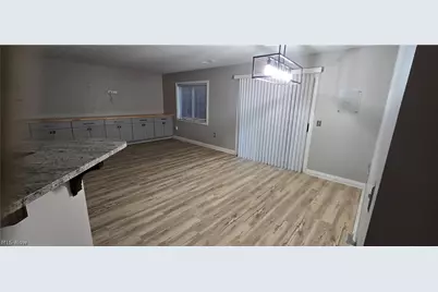 1452 Buckingham Gate Boulevard #D, Cuyahoga Falls, OH 44221 - Photo 6