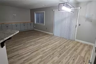 1452 Buckingham Gate Blvd, Cuyahoga Falls, OH 44221 - Photo 6