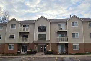 1452 Buckingham Gate Blvd, Cuyahoga Falls, OH 44221 - Photo 1