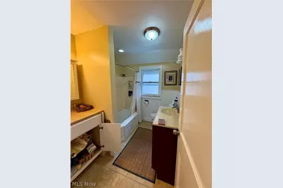 13705 Courtland Avenue, Loveland, OH 44111 - Photo 8