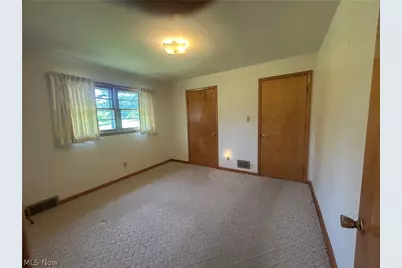 2419 Chandlersville Road, Zanesville, OH 43701 - Photo 6
