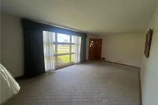 2419 Chandlersville Rd, Zanesville, OH 43701 - Photo 2