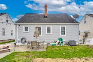 13513 York Blvd, Garfield Heights, OH 44125 - Photo 28