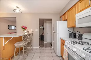 151 N Yorkshire Blvd, Austintown, OH 44515 - Photo 18