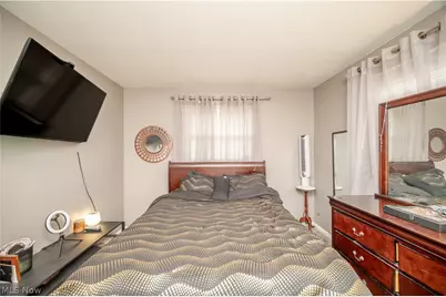 151 N Yorkshire Boulevard, Austintown, OH 44515 - Photo 26