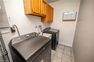 151 N Yorkshire Blvd, Austintown, OH 44515 - Photo 16