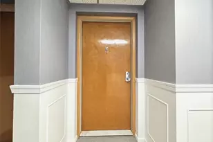 521 Tollis, Grandview Heights, OH 44147 - Photo 4