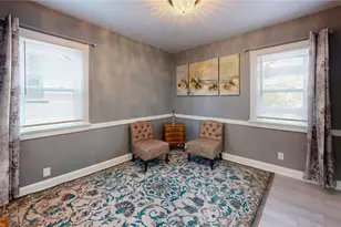 6502 Farnsworth Dr, Parma, OH 44129 - Photo 26