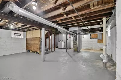 12912 Maplerow Avenue, Garfield Heights, OH 44105 - Photo 24