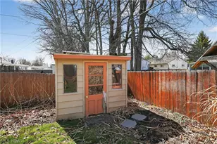 6432 Ambrose Dr, Mentor, OH 44060 - Photo 40