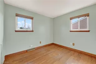 6432 Ambrose Dr, Mentor, OH 44060 - Photo 14