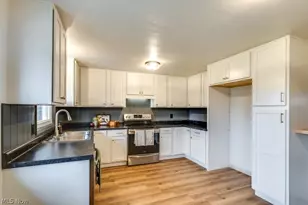 1010 Miles Ave NW, Canton, OH 44708 - Photo 14