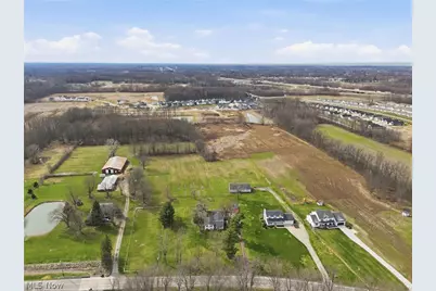 8134 Oberlin Road, Elyria, OH 44035 - Photo 24