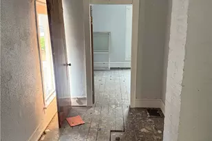 885 E 149th St, Loveland, OH 44110 - Photo 18