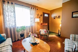 808 28th St, Vienna, WV 26105 - Photo 12