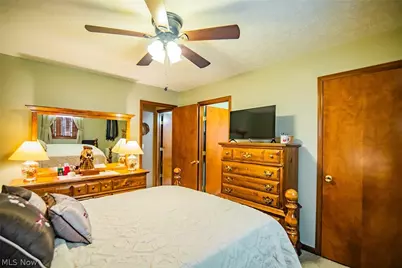 808 28th Street, Vienna, WV 26105 - Photo 32
