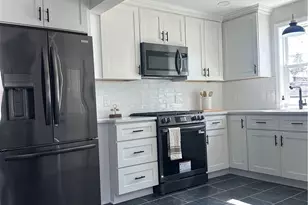 19314 Muskoka Ave, Loveland, OH 44119 - Photo 2