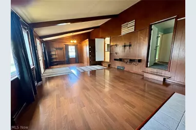 1905 Monticello Avenue NW, Warren, OH 44485 - Photo 10