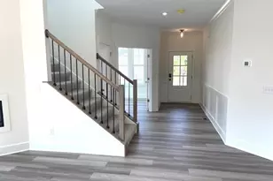 26329 Grand Vw Dr, Olmsted Twp, OH 44138 - Photo 2