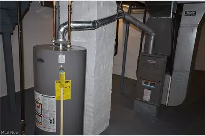 1064 Lane Street, Akron, OH 44307 - Photo 34