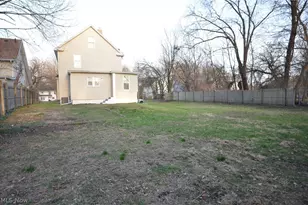 1064 Lane St, Akron, OH 44307 - Photo 10