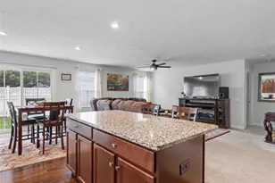 346 Lakewick Ln, Willowick, OH 44095 - Photo 8