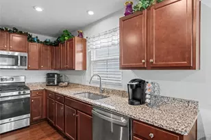 346 Lakewick Ln, Willowick, OH 44095 - Photo 10