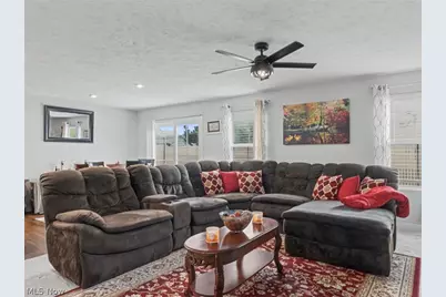 346 Lakewick Lane, Willowick, OH 44095 - Photo 6