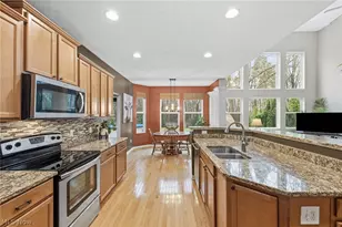 34453 Braemore Dr, North Ridgeville, OH 44039 - Photo 16