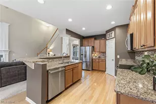 34453 Braemore Dr, North Ridgeville, OH 44039 - Photo 14