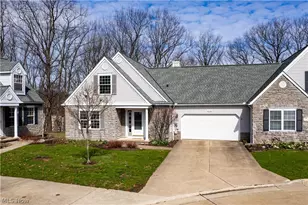 7770 Arbor Way, Parma, OH 44134 - Photo 2